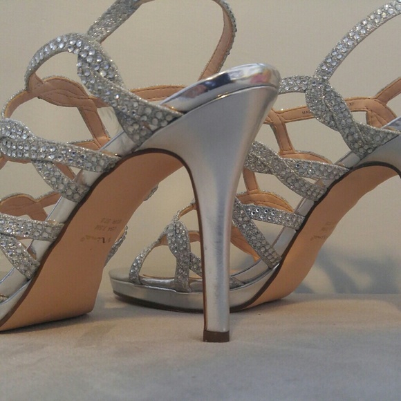 Women shoe - Picture 3 of 8